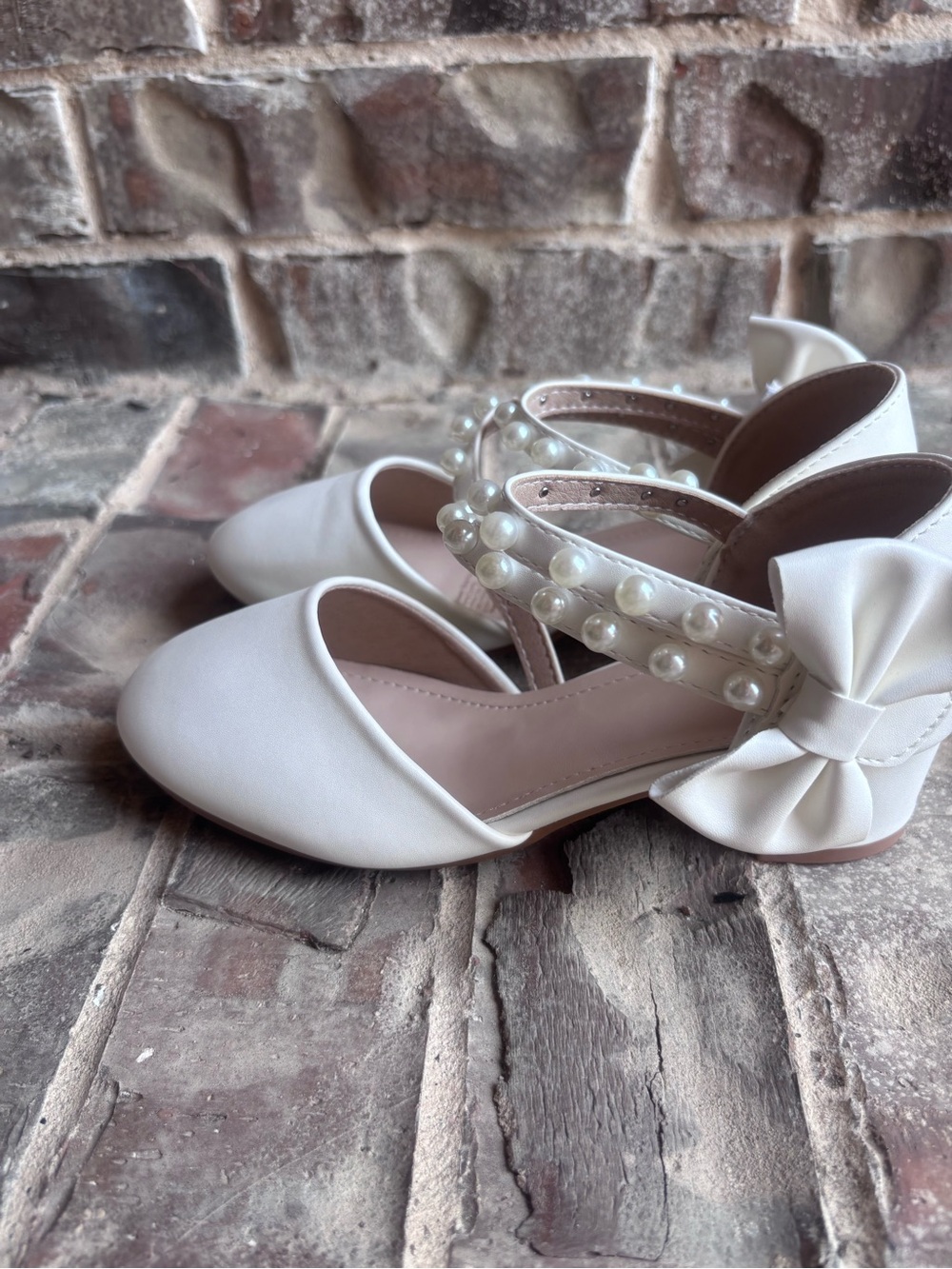 Ivory Pearl-Strap Bow Flats